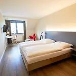 Kino-hotel Meyer Otel 3*