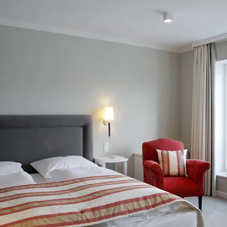 فندق Kino-hotel Meyer