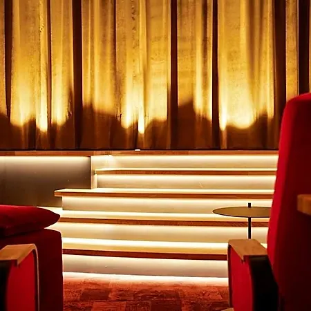 Kino-hotel Meyer 3*